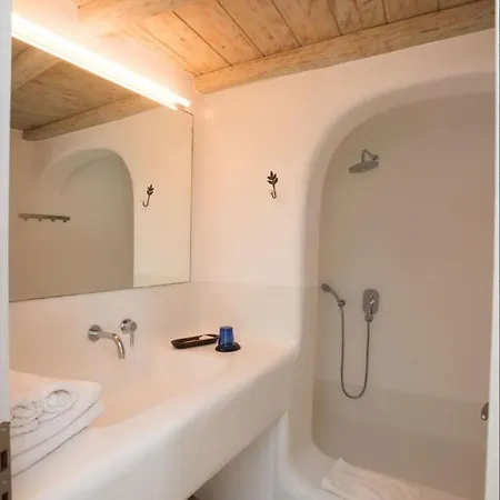 Oasis A Magical Garden In